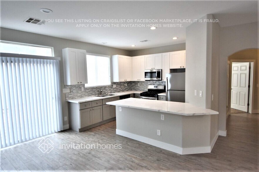 Building Photo - 8121 Indigo Gully Ct