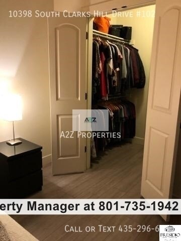 Building Photo - 10398 S Clarks Hill Dr