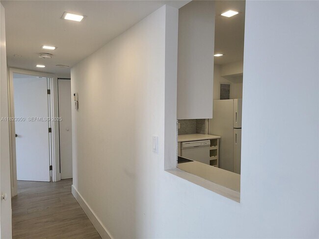 Building Photo - 2851 NE 183rd St