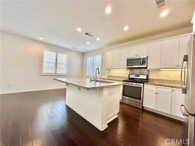 Building Photo - 14371 Cambria Ct