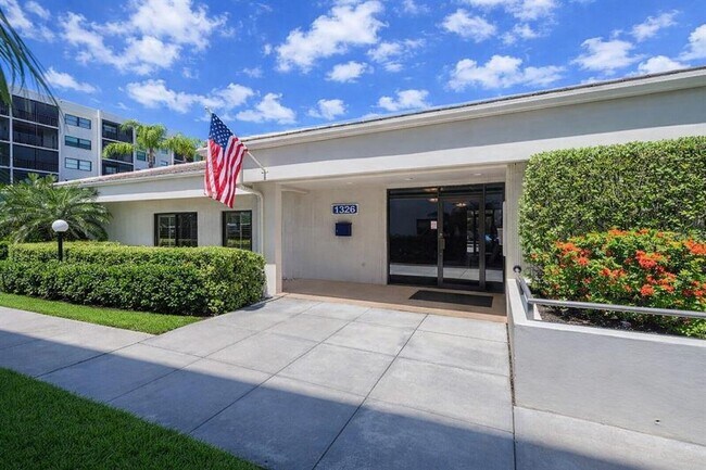 Building Photo - 1316 Pasadena Ave S