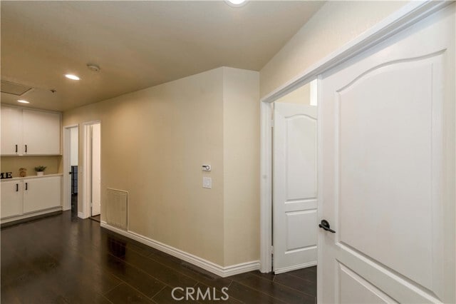 Building Photo - 5621 Rostrata Ave