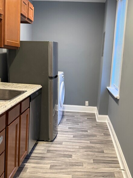 Building Photo - 2536 Loyola Southway