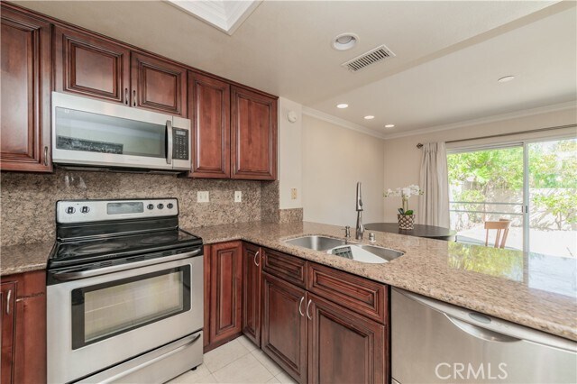 Building Photo - 263 Stanford Ct