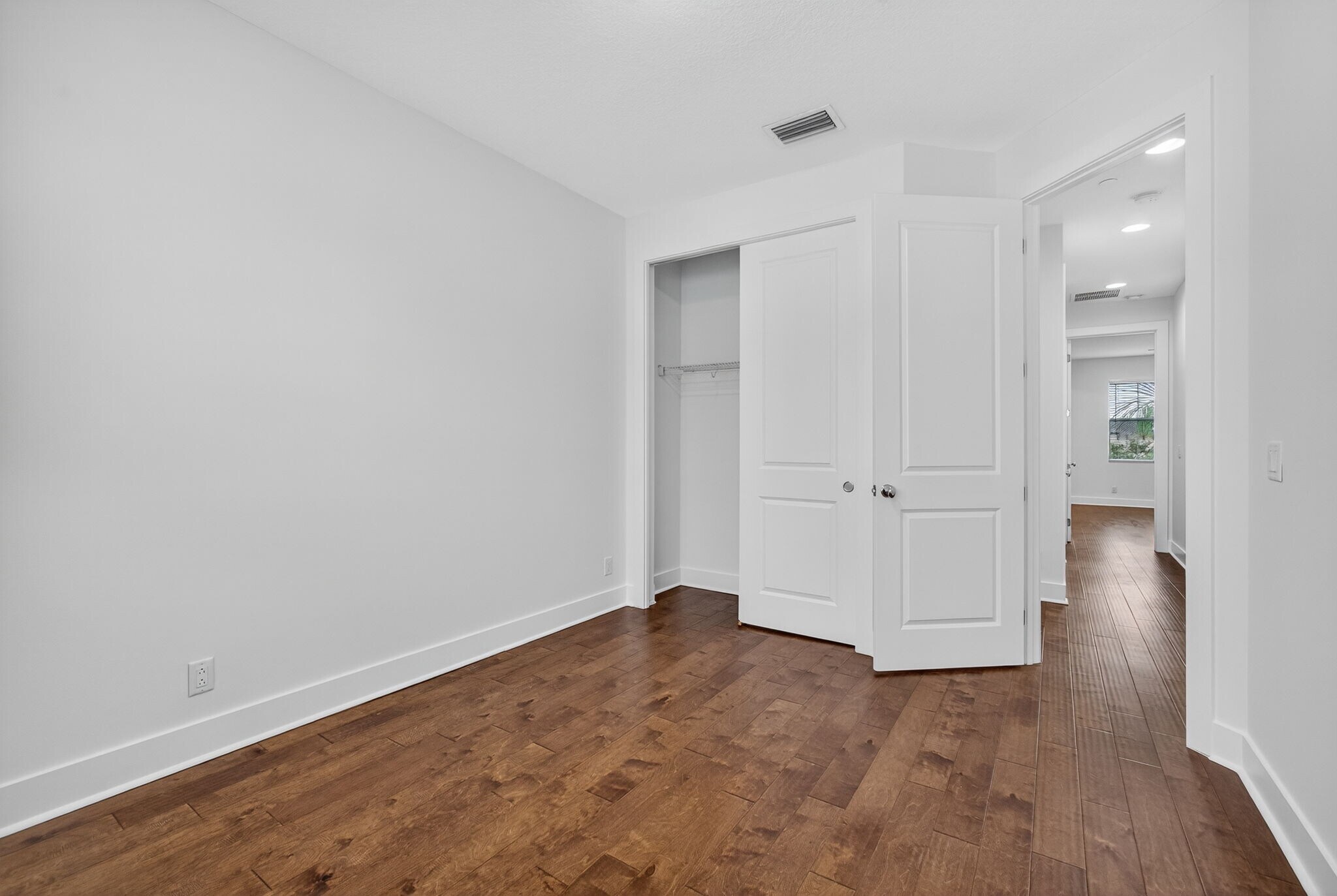 Building Photo - 7089 Edison Pl