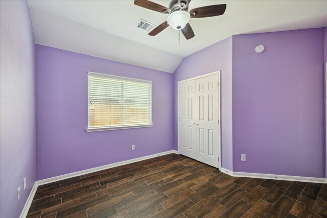 Building Photo - 20910 Sandy Briar Ct