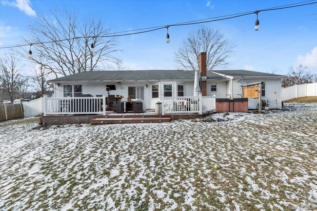 Building Photo - 28 Pagnotta Dr