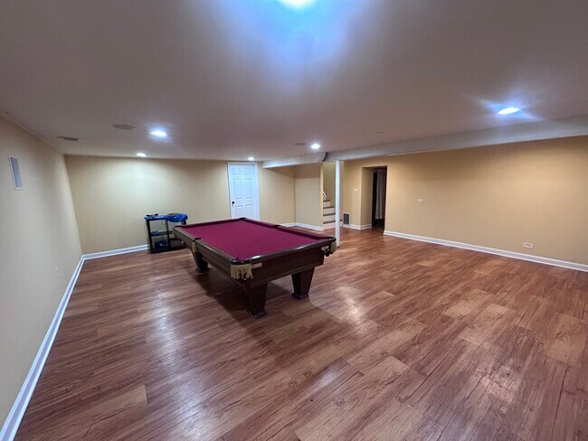 Building Photo - 233 Natoma Ave