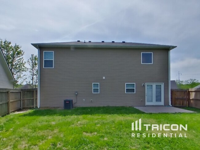 Building Photo - 1109 Shallowbrook Trail S