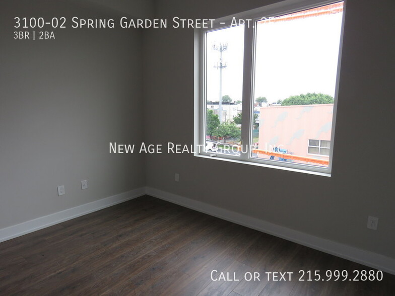 Building Photo - 3100-02 Spring Garden St