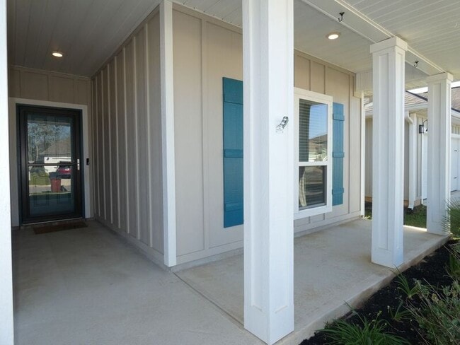 Building Photo - 5768 Conley Ct