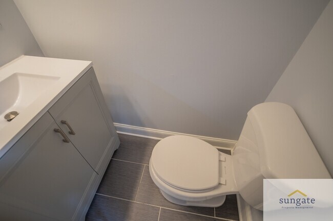 Building Photo - 43 Wellspring Cir