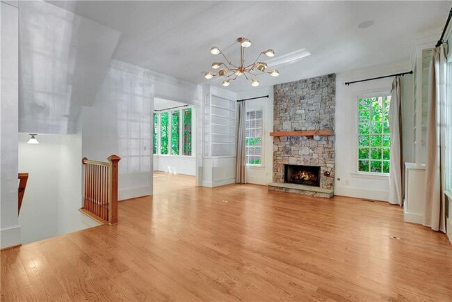 Building Photo - 9043 Selborne Ln
