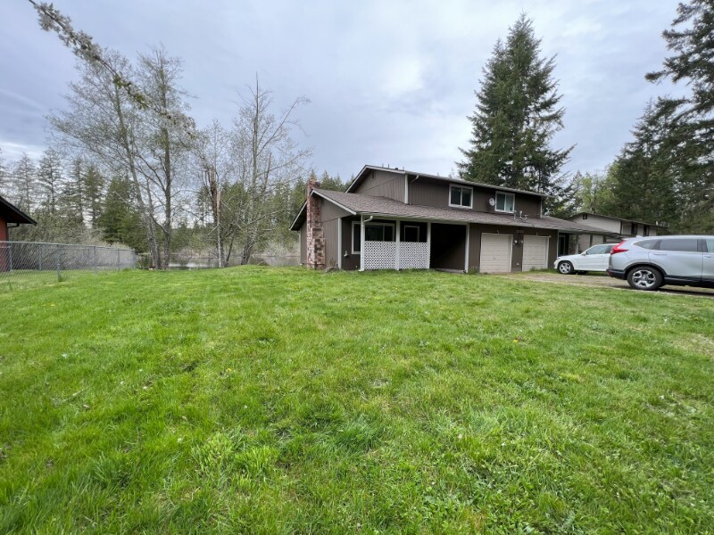 Building Photo - 5320 Alameda Ave SW