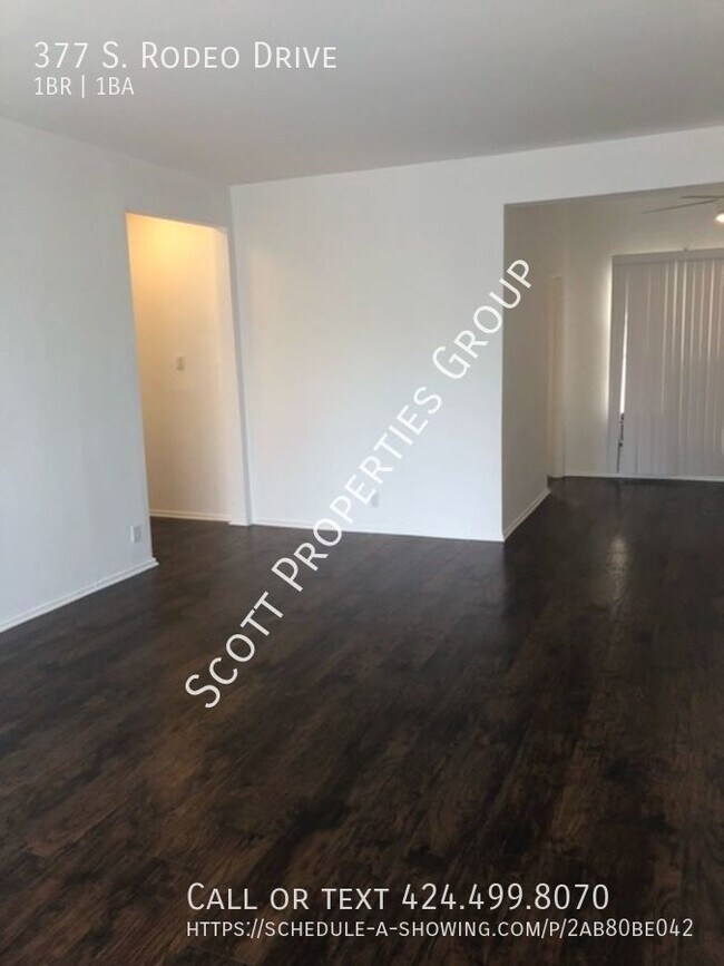 Building Photo - Centrally Located Gorgeous & Spacious 1 Bd...