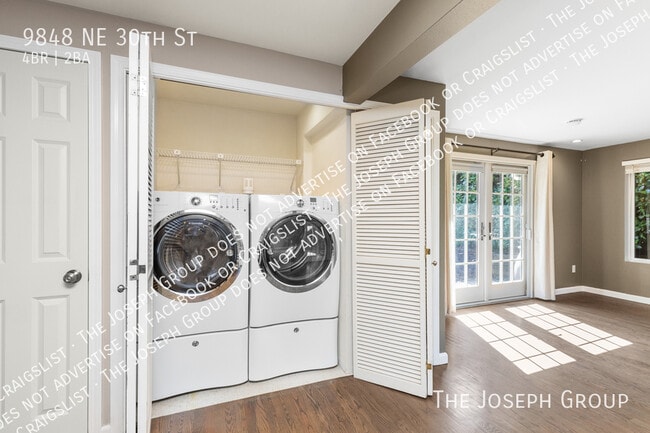 Building Photo - 9848 NE 30th St