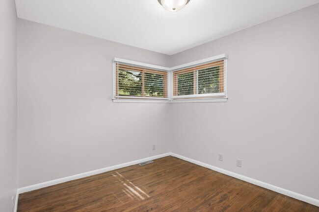 Building Photo - 1415 Nevada Ave