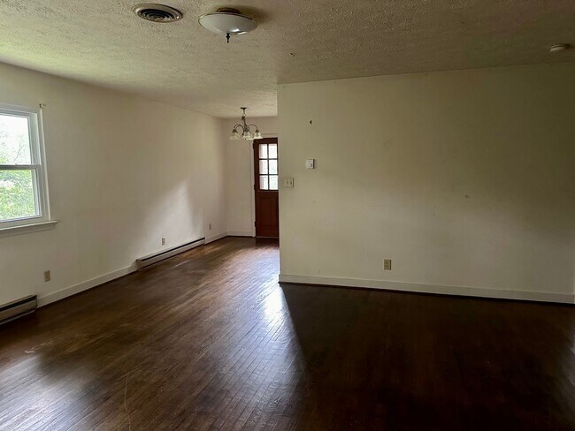 Building Photo - 238 Sunset Ave