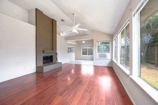 Building Photo - 11918 Westwold Dr