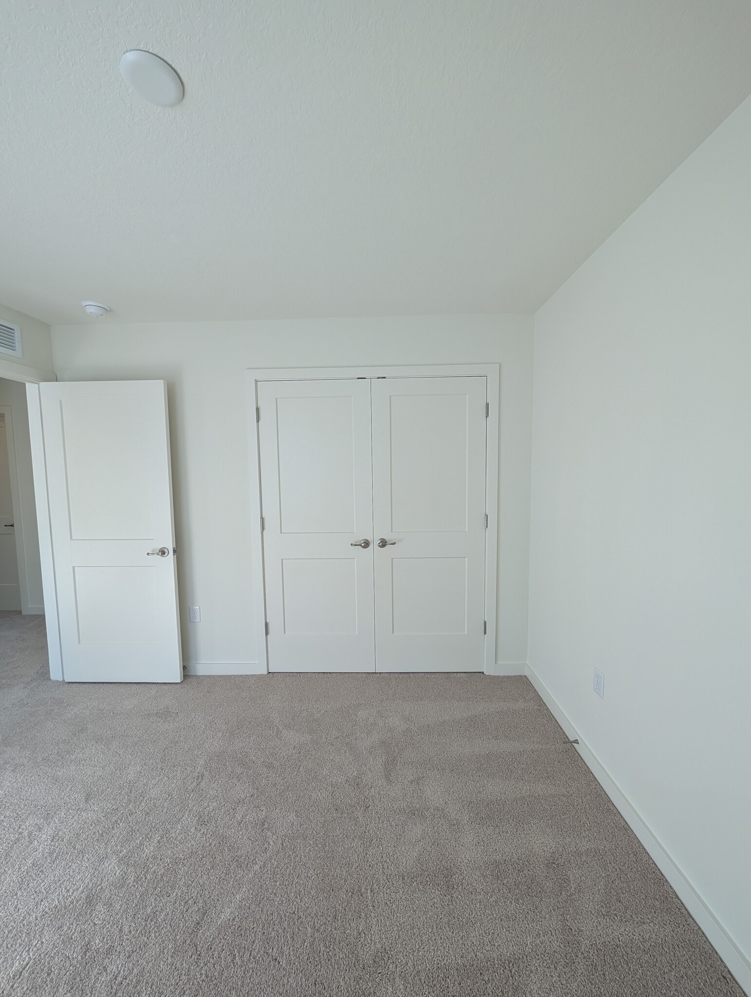 Building Photo - 1967 Iorio St