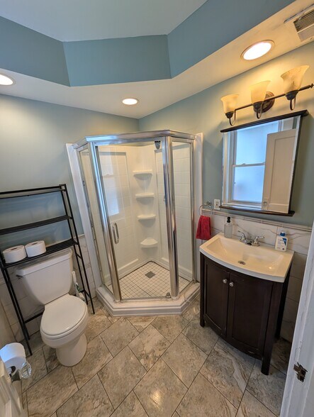 Bathroom - 250 36th St