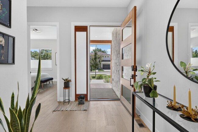 Building Photo - Boulder Living Perfected: Custom 4BR/4BA Modern Farmhouse Near Wonderland Lake