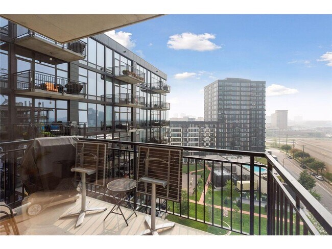 Building Photo - 1120 S 2nd St