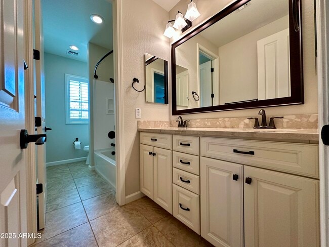 Building Photo - 4107 S Pecan Dr
