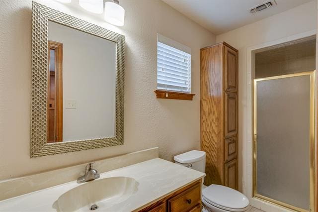 Building Photo - 704 Shady Ln