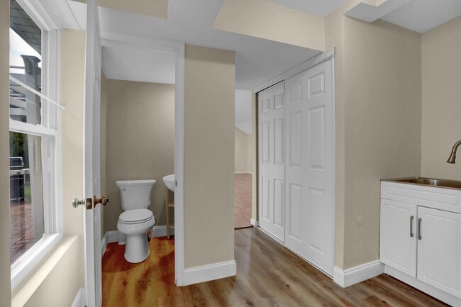Building Photo - Charming Home with Modern Upgrades and Out...