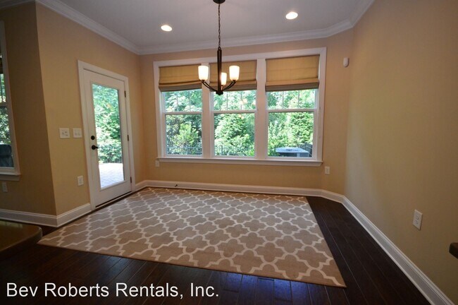 Building Photo - 4 br, 3 bath House - 465 Methven Grove Drive