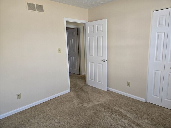 Building Photo - Belleau Woods Ranch Home  251222