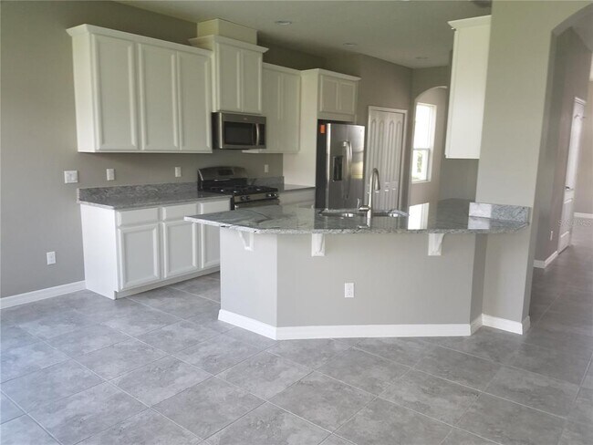 Building Photo - 7848 Bostonian Dr
