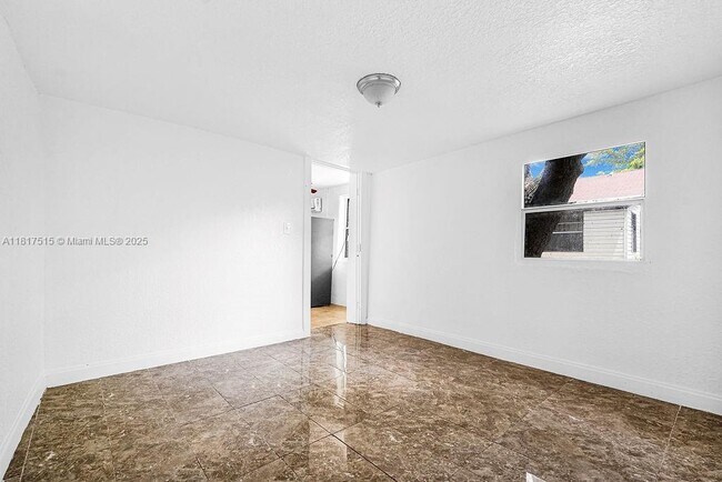Building Photo - 250 NW 43rd St