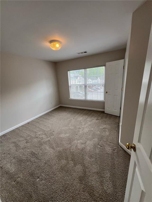 Building Photo - 897 Redwood Dr NW