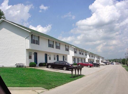 Primary Photo - Hallstreet Townhomes