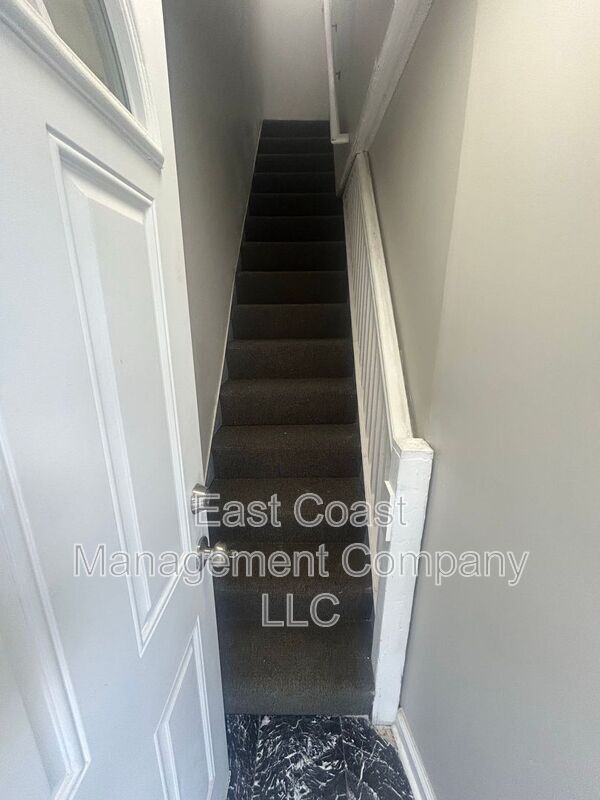 Building Photo - 2319 Reisterstown Rd