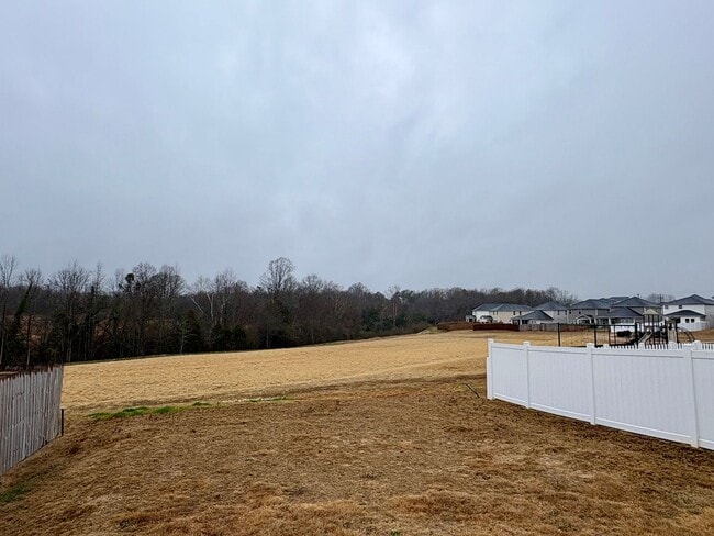 Building Photo - 220 Coulter Ct