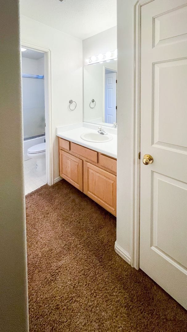 Building Photo - Charming 2 Bedroom Home in Prime Location ...