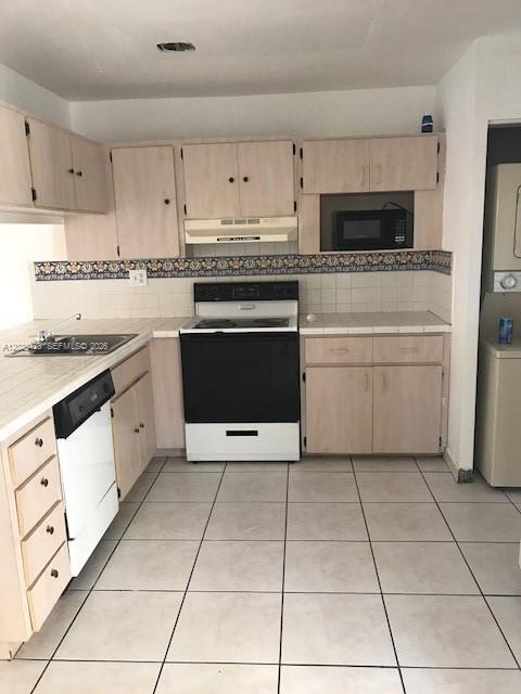 Building Photo - 15401 SW 81st Cir Ln