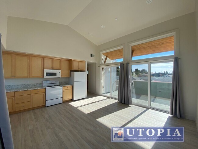 Building Photo - Newly Built 3Bd/2Ba Townhouse Style Home w...