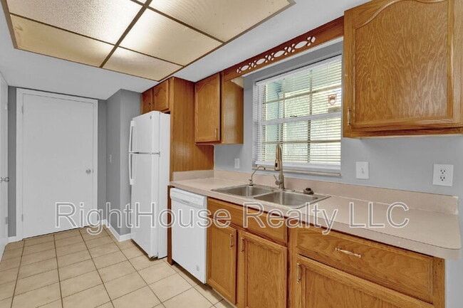 Building Photo - 3705 Rundo Dr