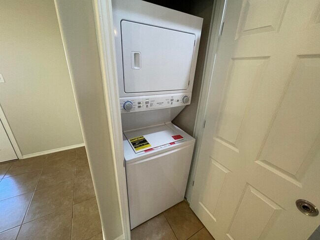 Building Photo - 5402 Marcella Ave