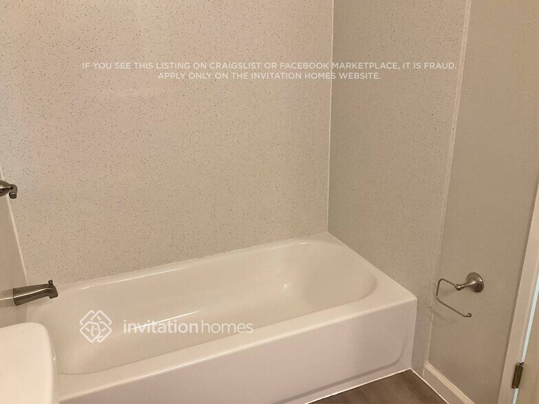 Building Photo - 512 Wood Duck Dr