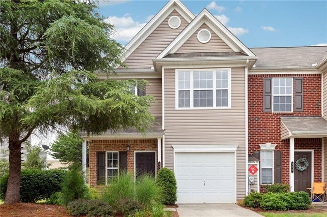 Primary Photo - 372 Azalea Cir