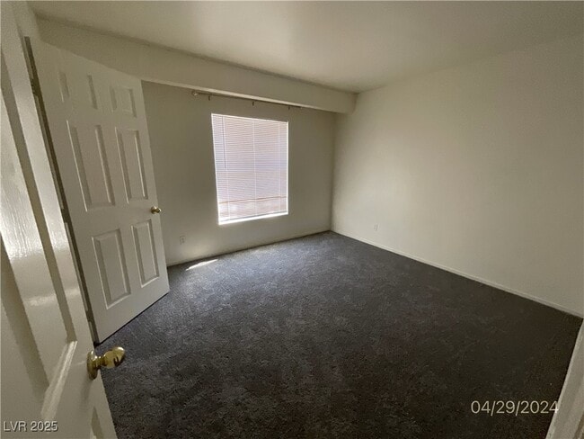 Building Photo - 2608 Peat Moss Ave
