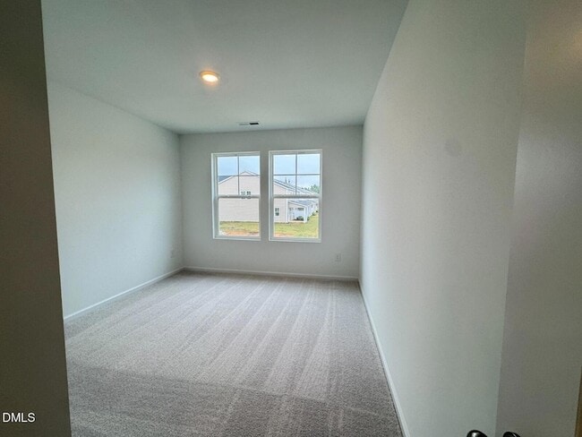 Building Photo - 229 Lily Patch Ln