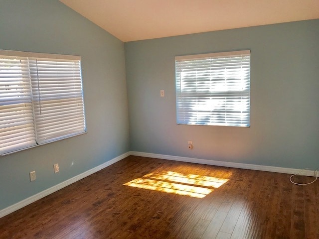 Building Photo - GREAT 3/2/1 SINGLE FAMILY HOME MINUTES TO ...