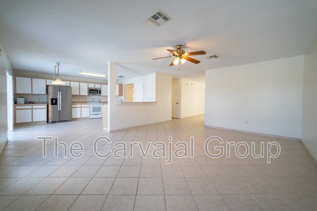 Building Photo - 1215 Kempton Chase Pkwy