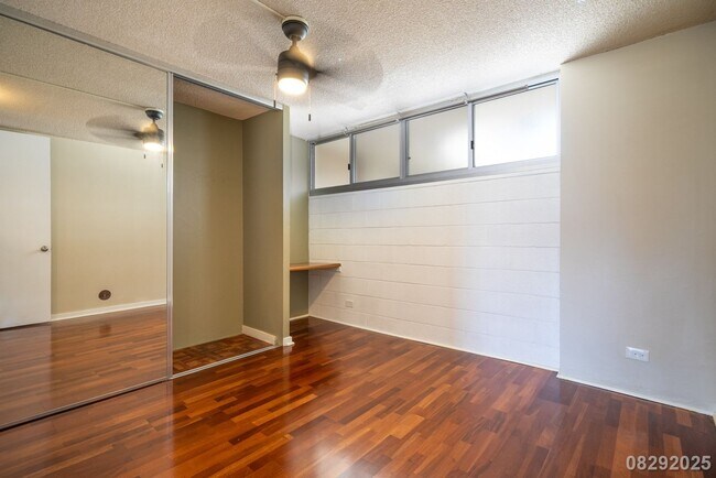 Building Photo - $2750.00 | 2bd/1ba Condominium in The Cons...